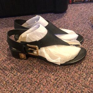 NEVER WORN Michael Kors Sandal